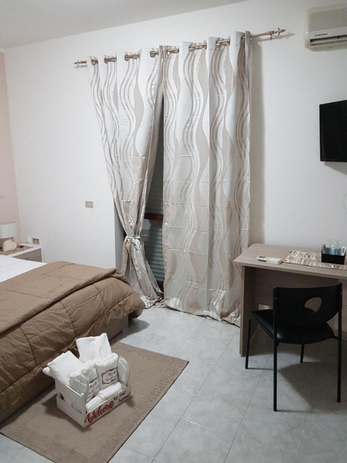 B&B La Dolce Notte Санта-Мария-Капуа-Ветере Экстерьер фото